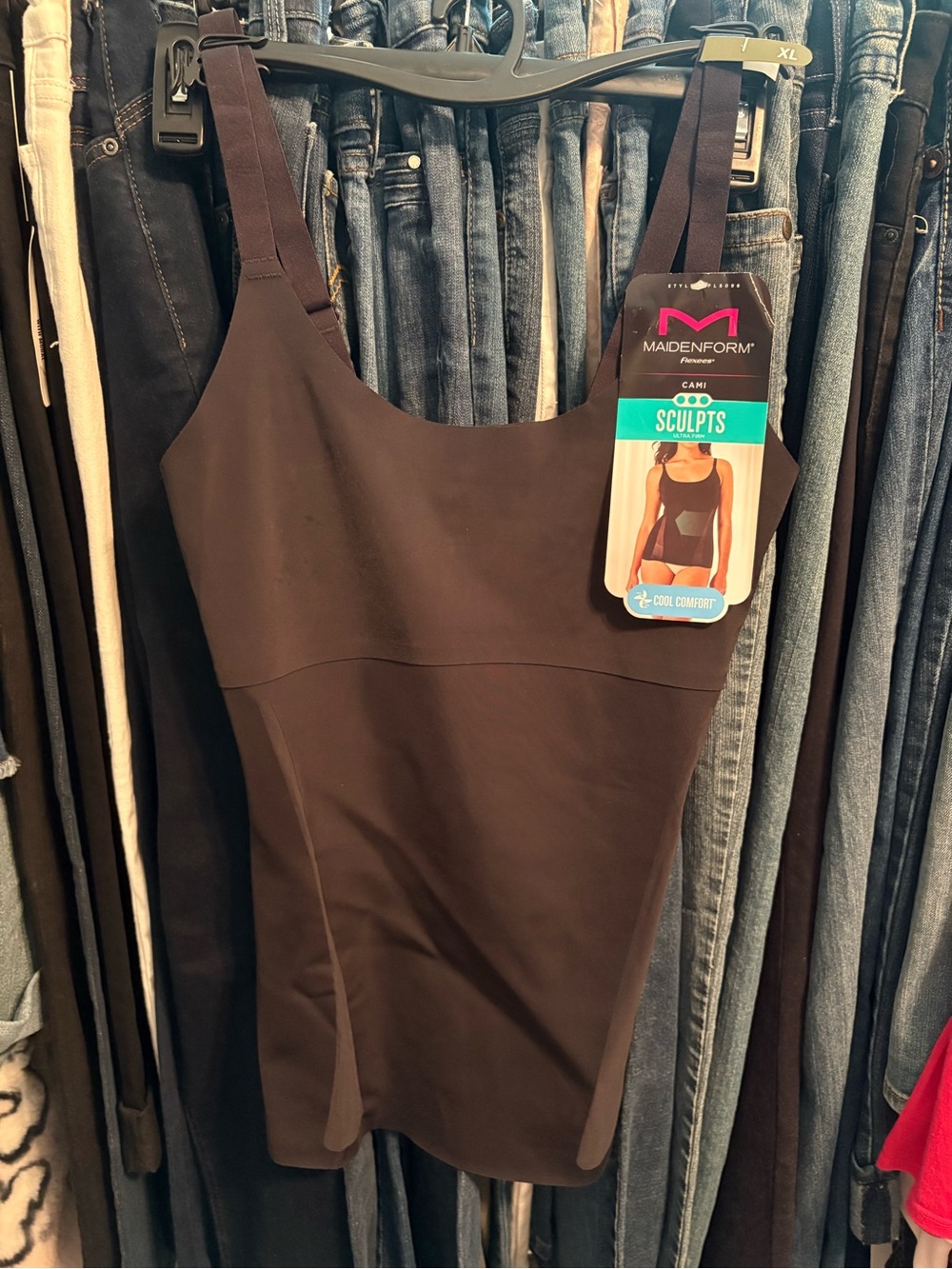 Maidenform flexes cami